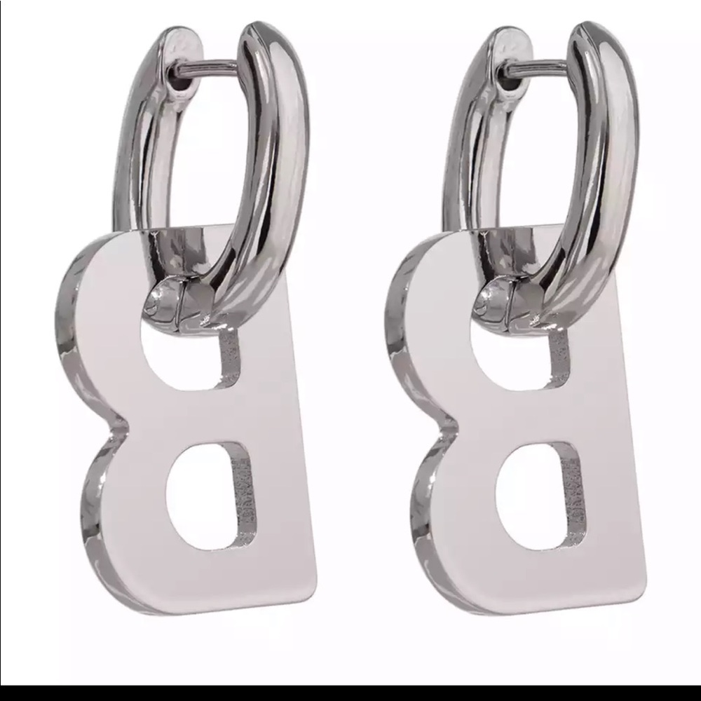 New Women’s earrings 40mm* 20mm in weight 20.3g